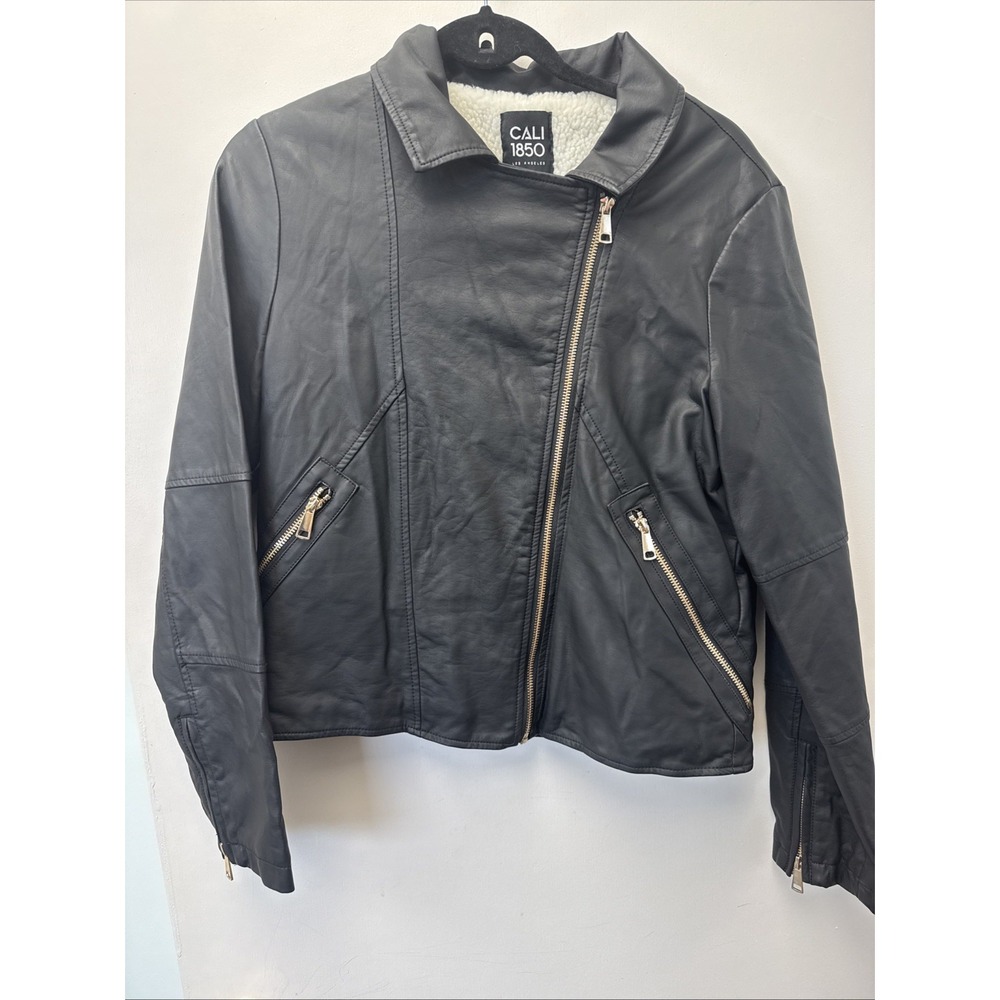 womans jacket size‎ medium
